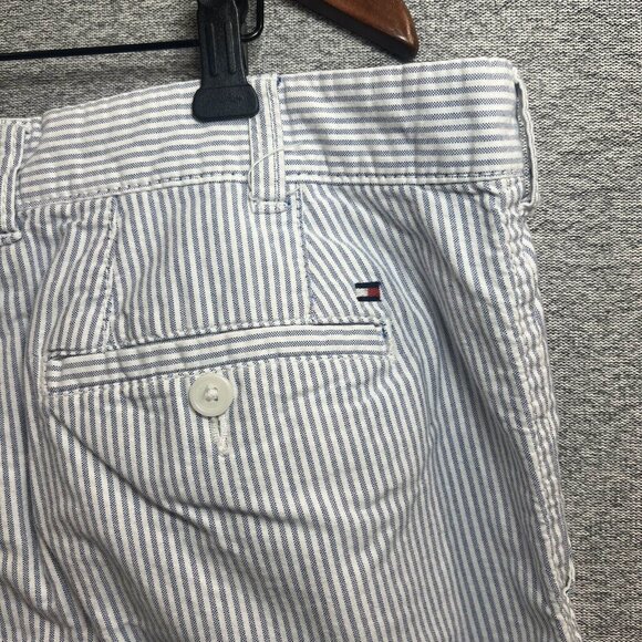 Tommy Hilfiger Chino Shorts Men Sz 38 White Blue Striped Mid Rise Casual Cotton - Picture 11 of 11